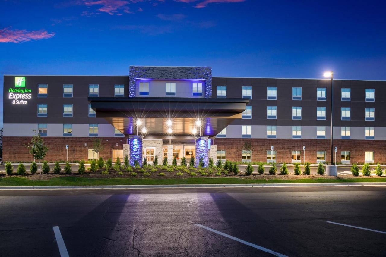 Holiday Inn Express & Suites Chicago - Hoffman Estates By Ihg Eksteriør bilde