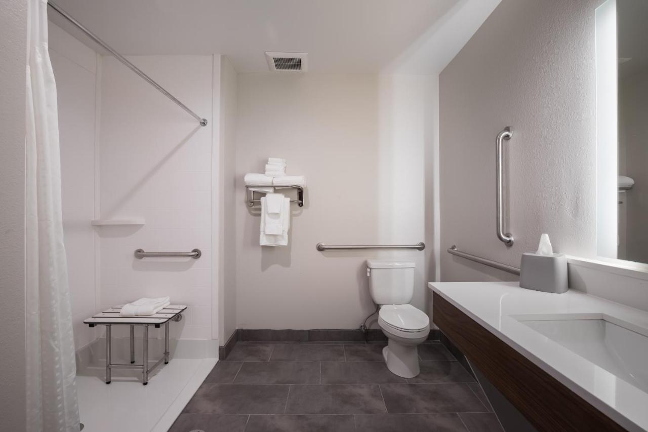 Holiday Inn Express & Suites Chicago - Hoffman Estates By Ihg Eksteriør bilde