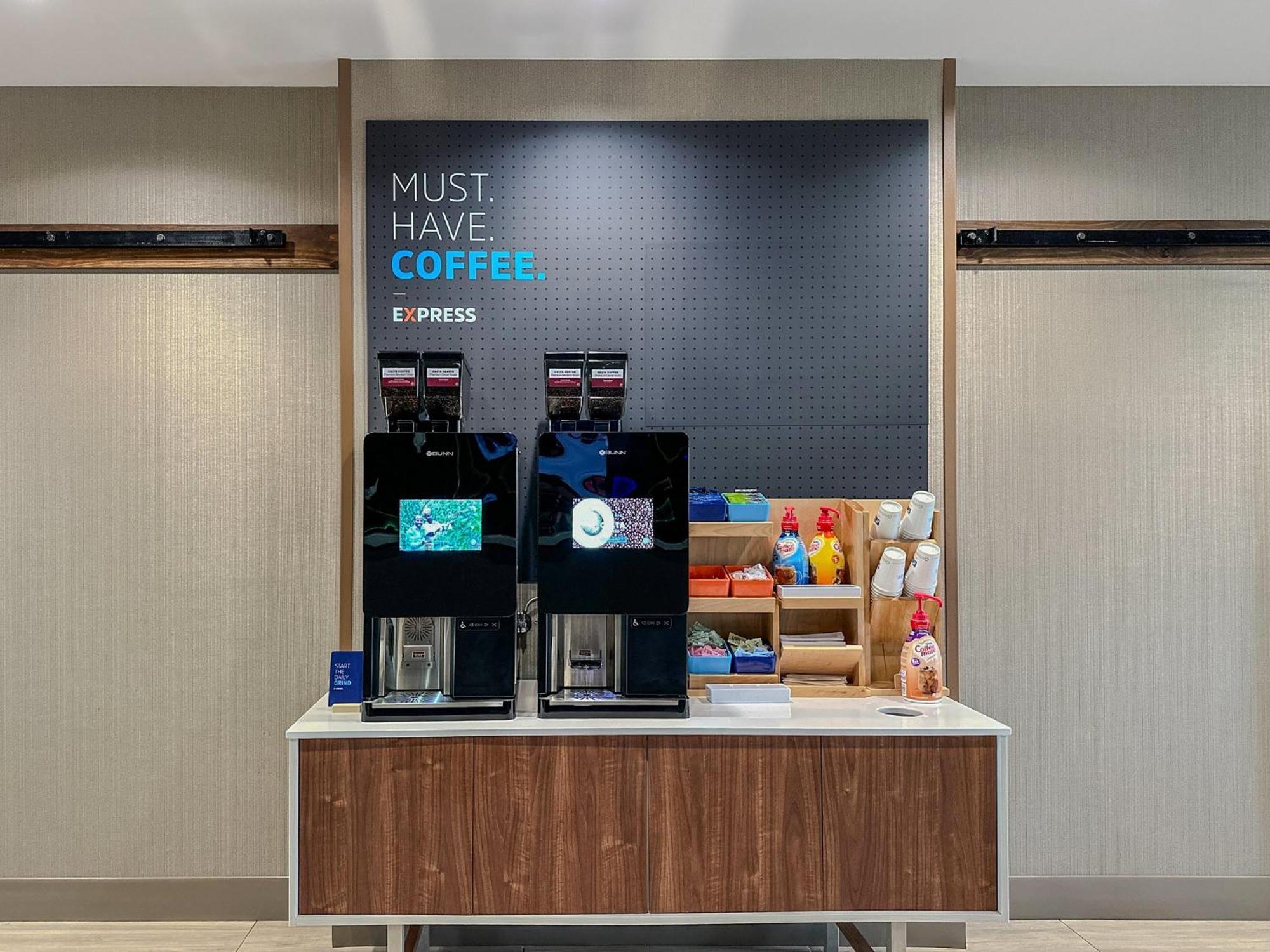 Holiday Inn Express & Suites Chicago - Hoffman Estates By Ihg Eksteriør bilde